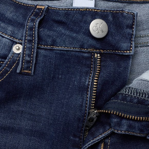 CALVIN KLEIN Women's Mid Rise Skinny Denim Jean Ladies' Size 2/4 - Picture 3 of 5